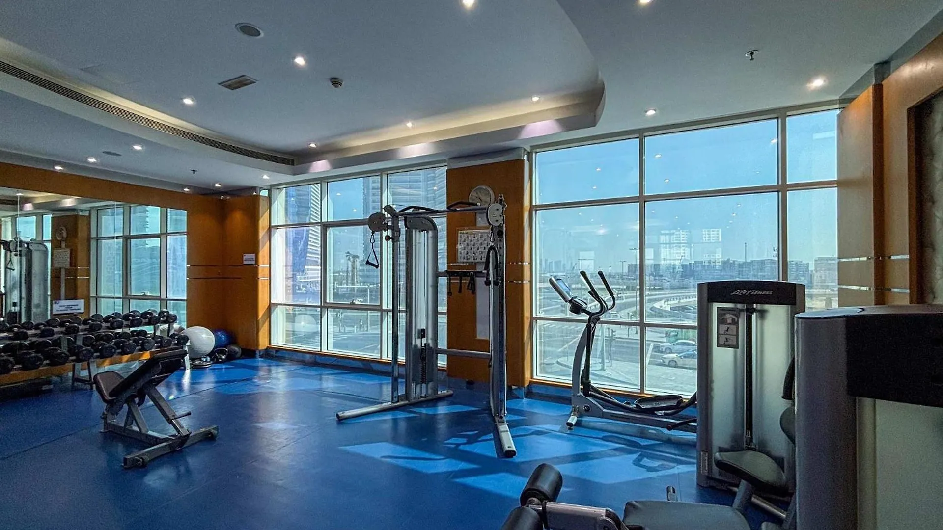 Frank Porter - The Residences At Business Central Tower Dubai United Arab Emirates