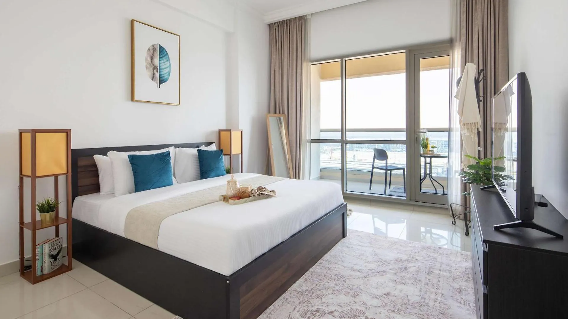 Apartment Frank Porter - The Residences At Business Central Tower Dubai