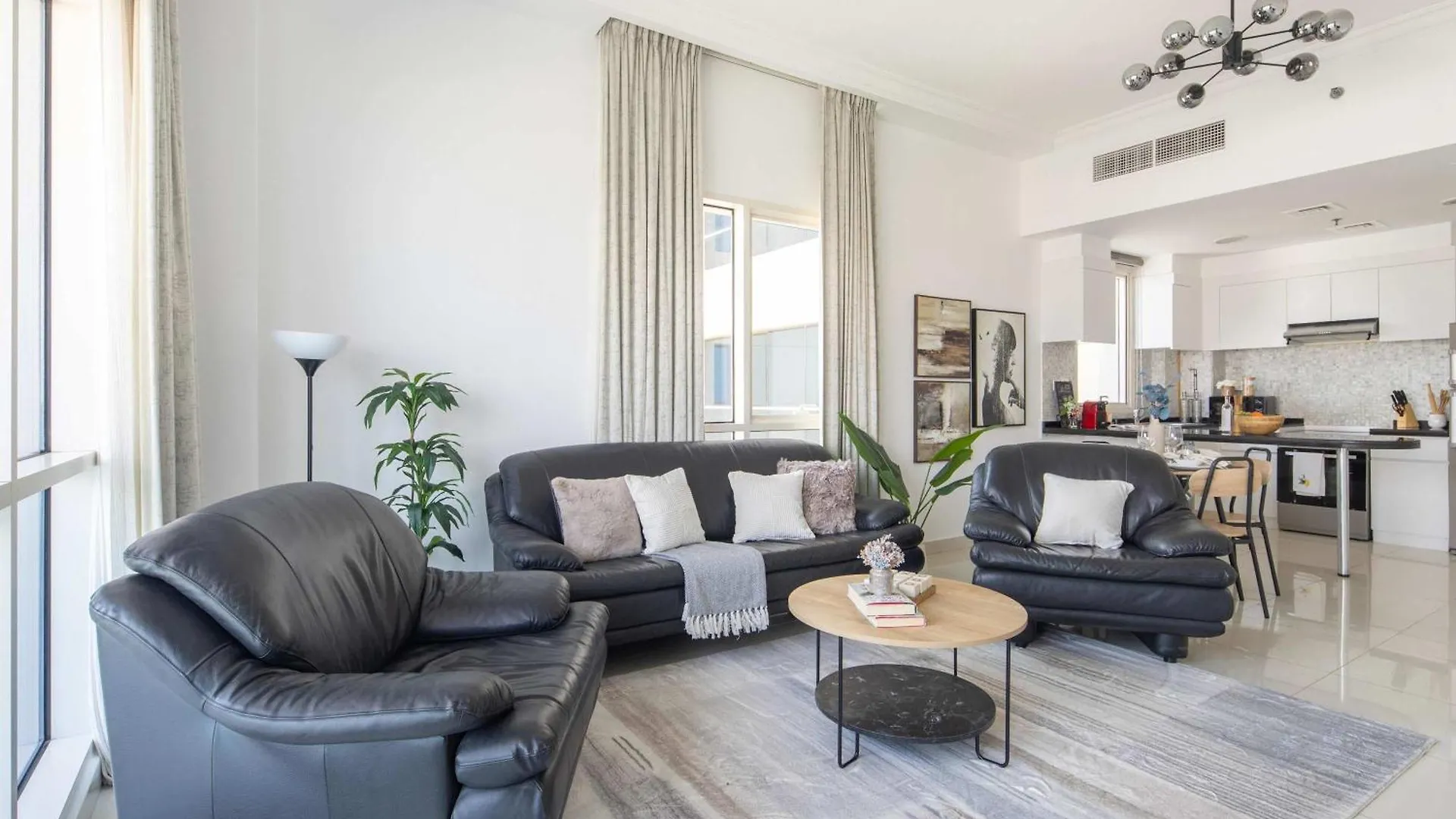 Frank Porter - The Residences At Business Central Tower Dubai Appartamento